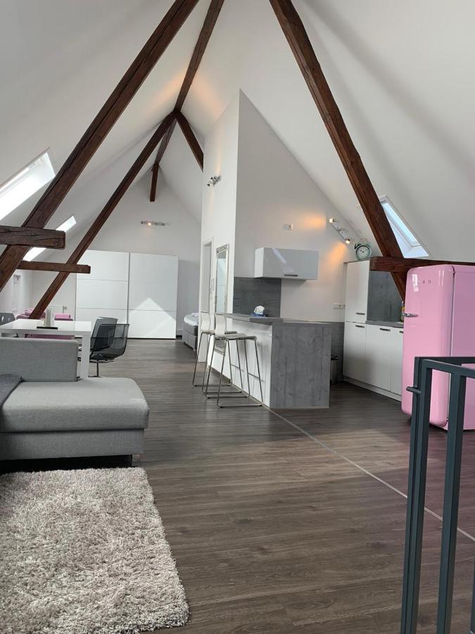 Business - Boardinghouse