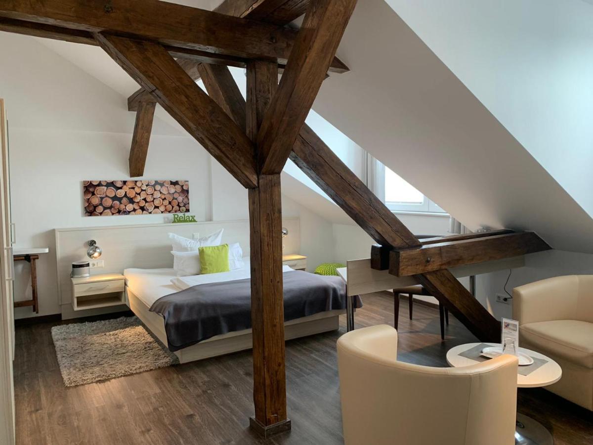 Business - Boardinghouse