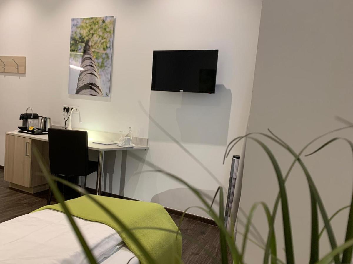 Business - Boardinghouse Hotel