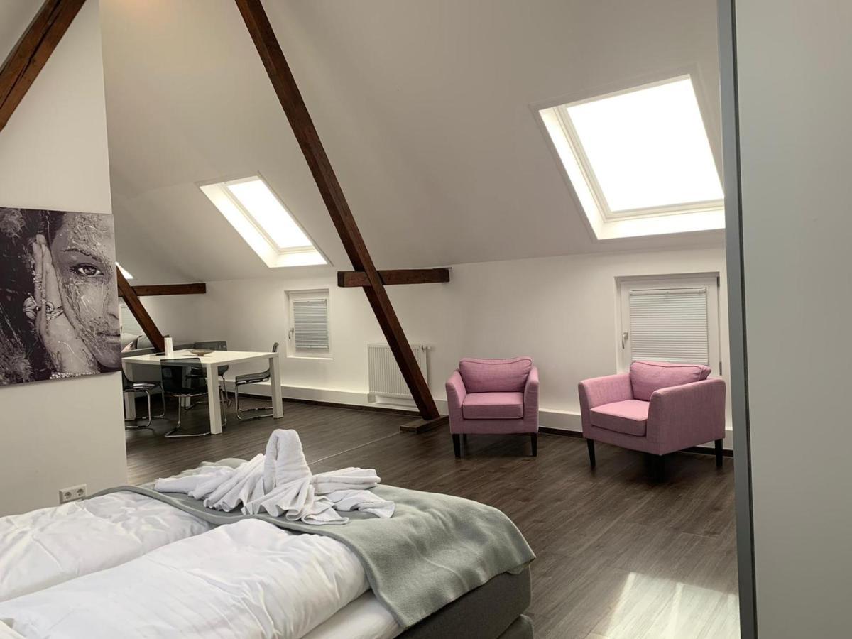 Hotel Business - Boardinghouse