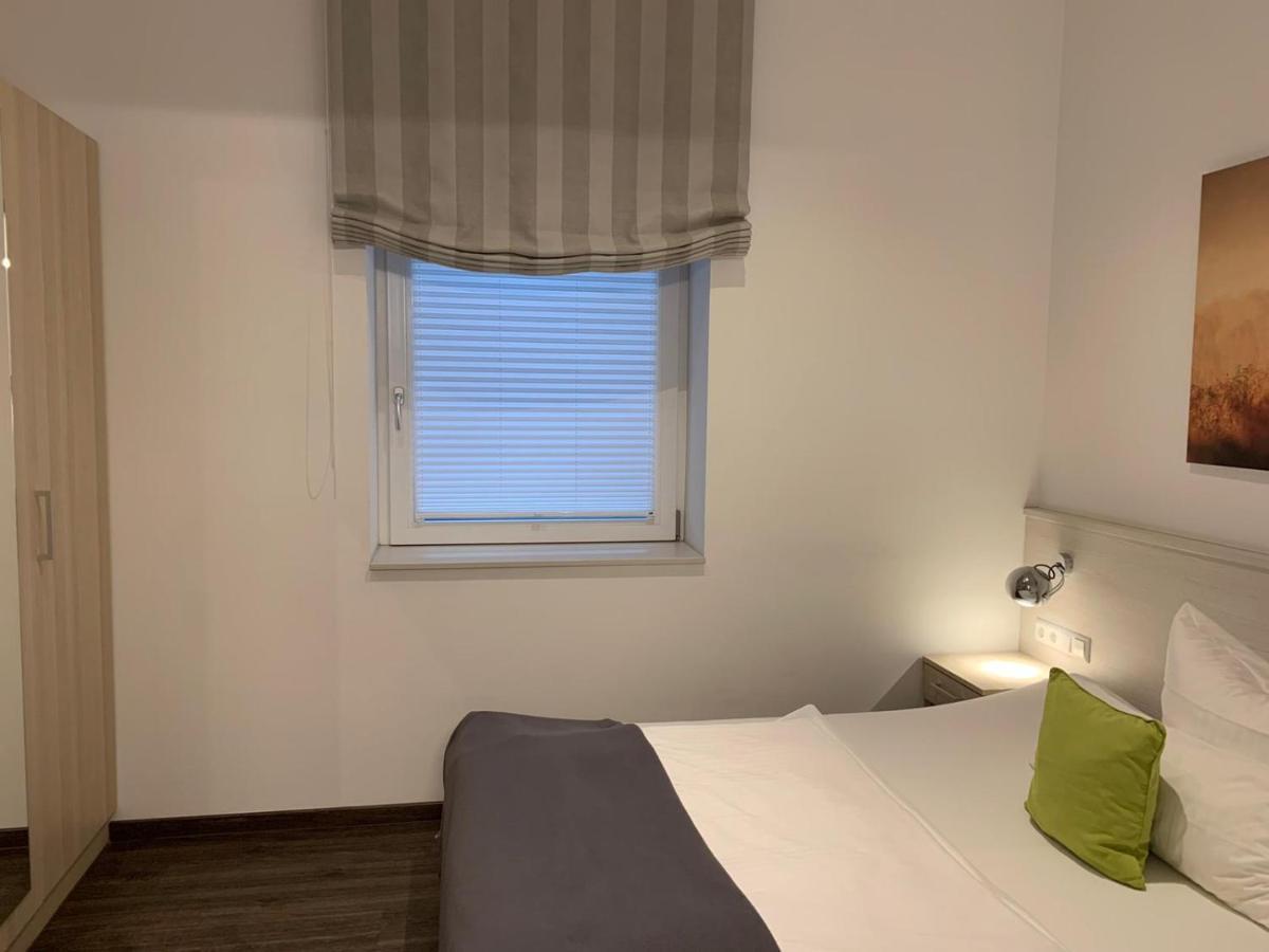 Business - Boardinghouse