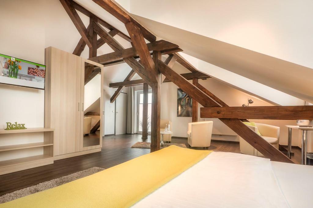 Business - Boardinghouse Hotel Buehl (Rastatt)