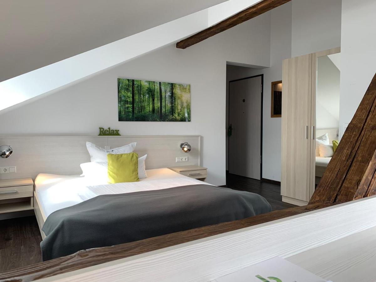 Business - Boardinghouse Hotel